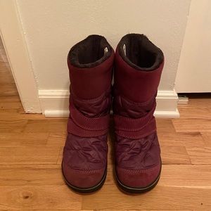 Sorel Women’s Glacy Slip-On Snow Boot